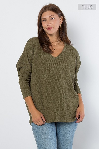 PT11597PLUS TEXTURED SWEATER BACK KEYHOLE